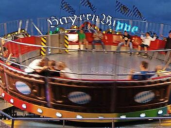 Die Jugend hatte die "Bayernwippe" beim Platzmeister angefordert. Foto: Andreas Welz