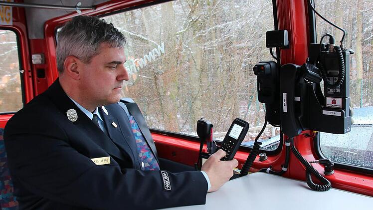 KBM Michael Wolf ist für den Digitalfunk im Kreisfeuerwehrverband zuständig. Foto: Ralf Ruppert