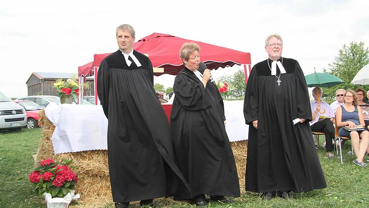 Über einen Psalm kann man eigentlich nicht predigen, waren sich Pfarrer Siegfried Welsch, Pfarrerin und stellvertretende Dekanin Kathrin Klinger und Dekan Jürgen Zinck einig, um so interessanter war die Auslegung des Trios. Fotos: Sonja Adam