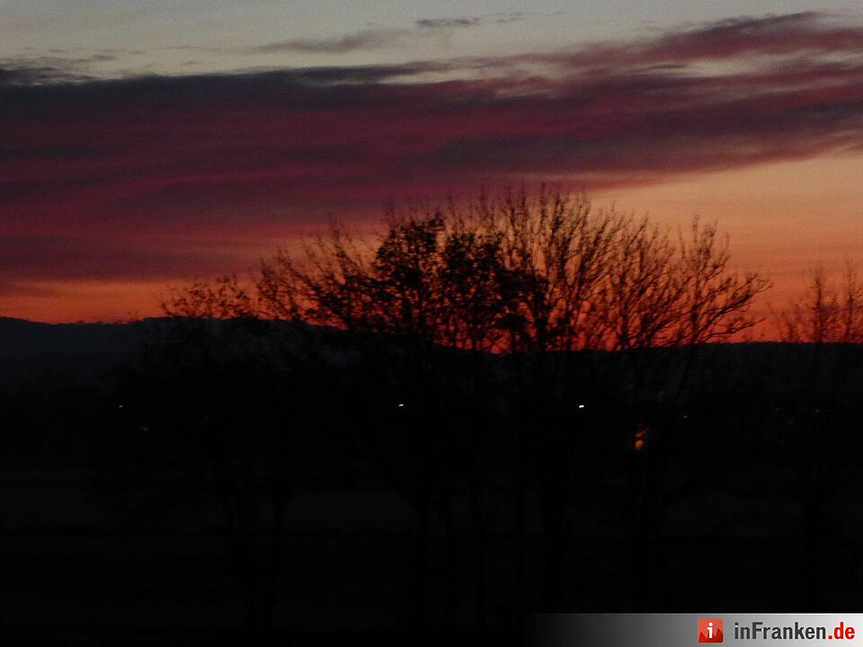 Leserbilder: Sonnenuntergang in Franken