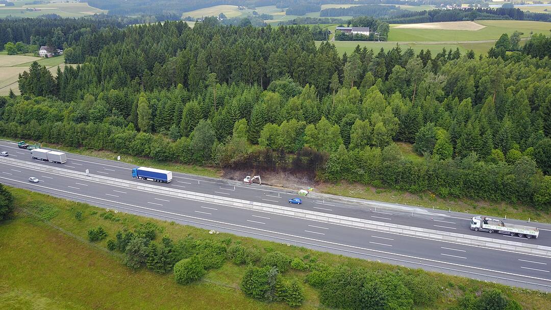 Busunglück auf der A9: Die Unfallstelle am Tag nach der Katastrophe