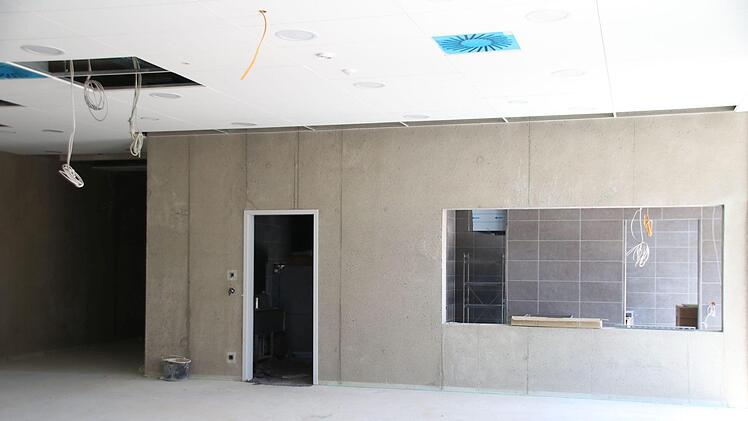 Essenausgabe in der Mensa. Foto: Thomas Malz