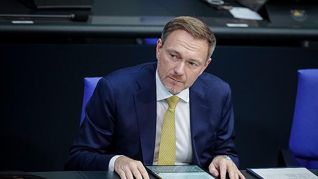 Diskussion &uuml;ber Wehrpflicht: Christian Lindner mit klarer Aussage