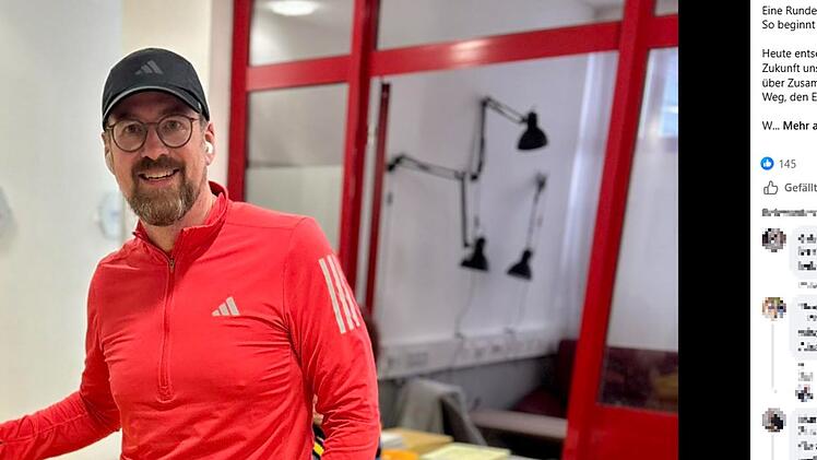 Erlangen: OB taucht mit ungew&ouml;hnlichem Outfit im Wahllokal auf