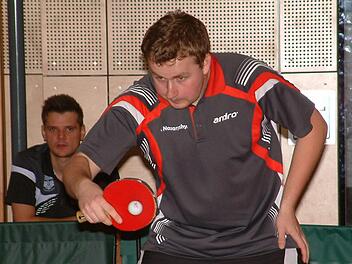 Beim 8:8 zwischen der TS Kronach und dem TSV Waigolshausen blieb Dimytro Nazaryschyn in seinen zwei Einzeln und in den beiden Doppeln (mit Christoph Teille) unbezwungen.  Foto: Hans Franz