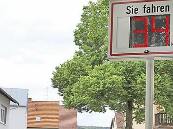 Geht noch. Tempo 34 zeigt die Messstelle in Bad Bocklet: Foto: Thomas Mäuser