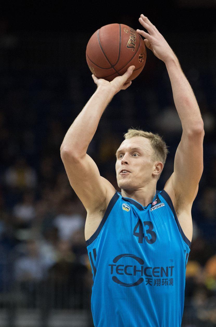 "Albatrosse" fliegen Brose Bamberg davon