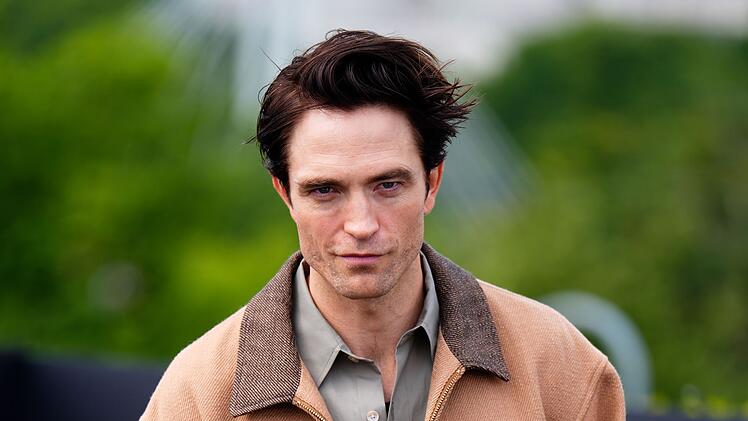 Robert Pattinson