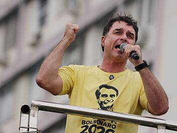 Bolsonaro nominiert Sohn als Pr&auml;sidentschaftskandidaten