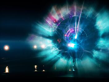 Daniel Bandke hat Lichteffekte, Musik, Text und lokale Bilder vereint. Die endgültigen Kosten für die Sanierung stehen noch nicht fest. Eindrücke von der neuen Show. Foto: Daniel Bandke/Staatsbad GmbH