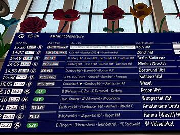 Wichtige Bahnstrecke zwischen K&ouml;ln und D&uuml;sseldorf gesperrt