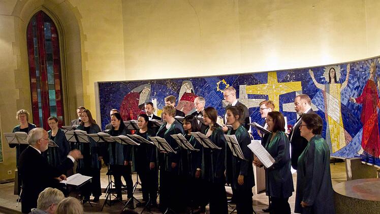Das Ensemble Gombert aus Melbourne beeindruckte bei seinem Gastspiel vor zahlreichen Zuhörern in der Coburger Salvatorkirche. Foto: Jochen Berger