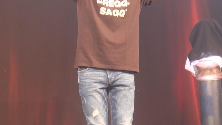 Michl M&uuml;ller stand einmal wieder in Theinfeld auf der B&uuml;hne. Foto: Philipp Bauernschubert