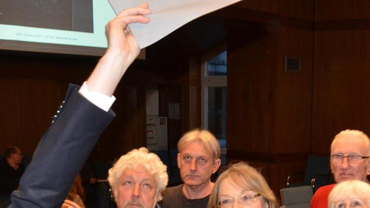 Es geht ums Material zum Rathausneubau.