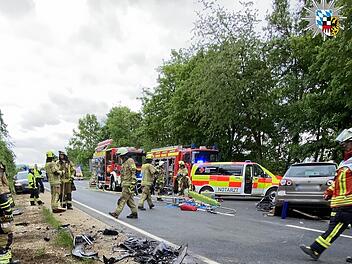 77-Jähriger stirbt bei Unfall auf B14 in Hersbruck - nun sucht Polizei wichtigen Zeugen