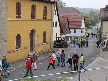 Das Interesse nimmt zu: ein Viertel mehr Zulauf als im Vorjahr verzeichnete heuer das Bonnlandfest. Fotos: Gerd Schaar