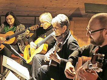 Der Gitarrenkreis überzeugt mit seinen Klängen.