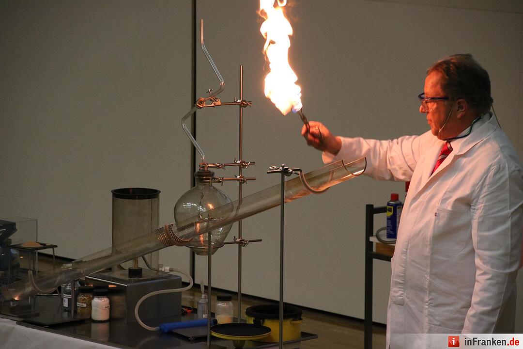 Vortrag Brände und Explosionen an der Uni Bayreuth