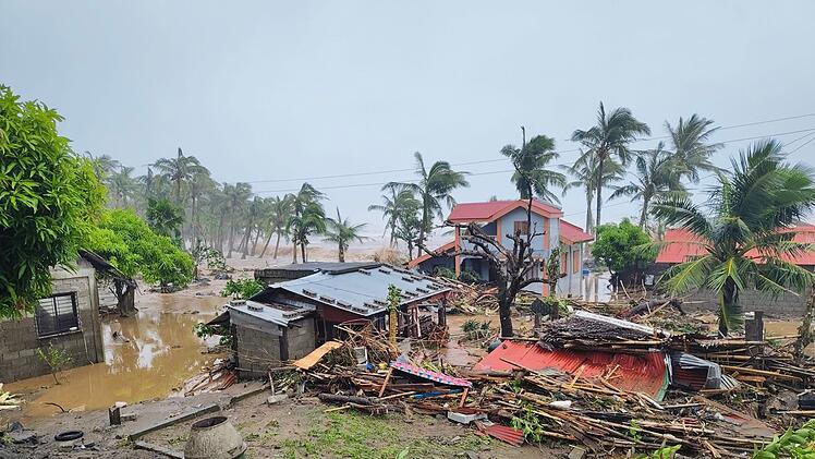 Taifun "Fung-wong" - Philippinen