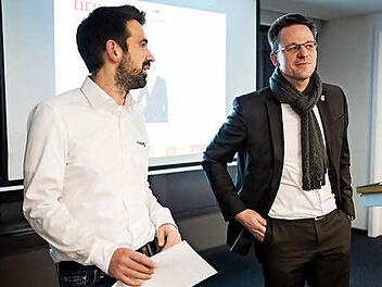 Matthias Haufer, Sportlicher Leiter des BBC Coburg (links), und Brose-Bamberg-Gesch&auml;ftsf&uuml;hrer Rolf Beyer beim Neujahrsempfang des BBC Foto: Sebastian Buff