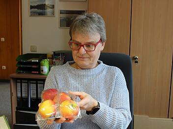 Susanne Knauer-Marx kauft Obst und Gemüse am liebsten unverpackt. Foto: Cindy Dötschel