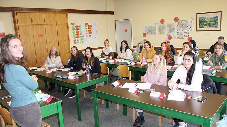 Kitzingen: Ukrainer lernen Deutsch in Erstorientierungskurs - auch Exkursionen sind dabei