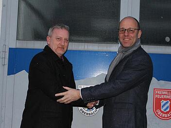 Matthias Bachmann (links) ist Nachfolger von Gerd Kleinhenz als Vorsitzender des Oberbacher Vereinsrings. Foto: Sebastian Schmitt-Mathea