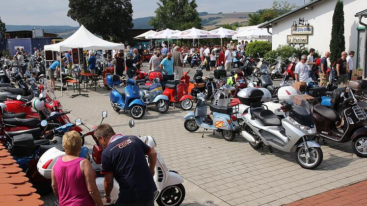 Vespa-Treffen im Itzgrund Foto: Michael Stelzner