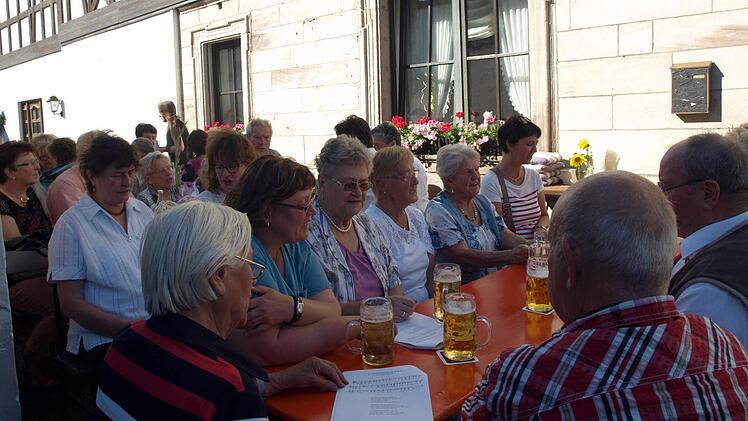 Offenes Singen bei der Chorgemeinschaft Steinwiesen-Nurn Foto: Susanne Deuerling
