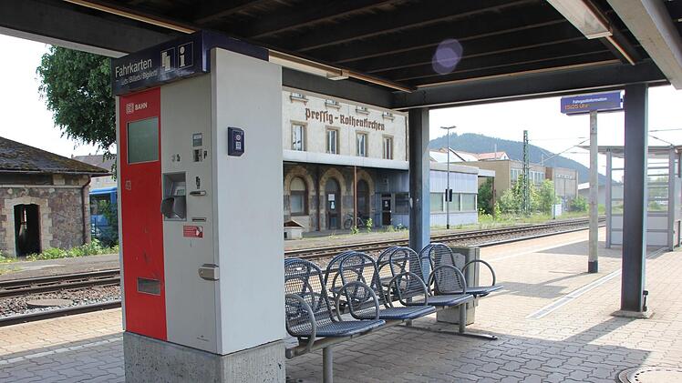 Impressionen vom Bahnhof Pressig-Rothenkirchen - aufgenommen im Mai 2018. Foto: Andreas Schmitt