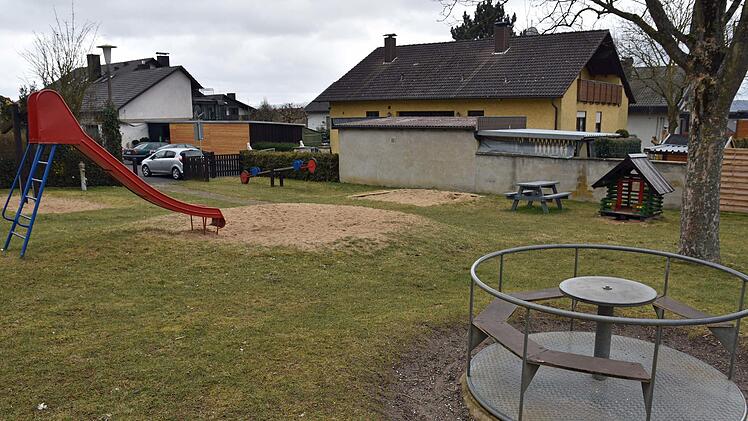 Der Spielplatz in der Rückerstraße in Untertheres soll mit weiteren Spielgeräten bestückt werden.Ulrike Langer