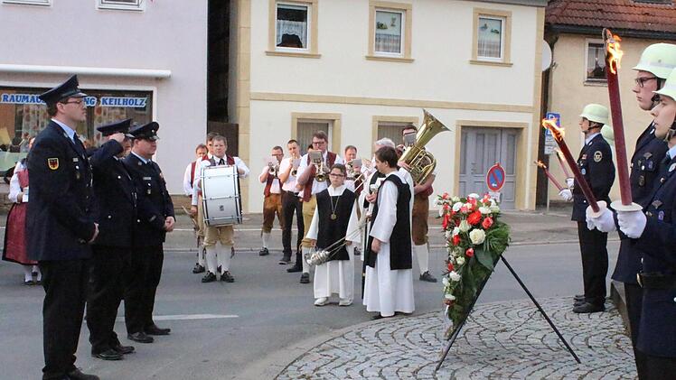 Gedenkfeier am Kriegerehrenmal , Fotos: Roland Dietz