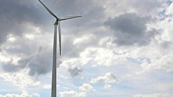 Bei Gössersdorf drehen sich die Räder von Windkraft-Anlagen. Weitere könnten dazukommen. Foto: Marco Meißner
