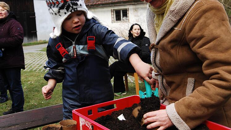 Die Traumgarten AG ist zu Gast beim Gartenbauverein Hutschorf.  Foto: Peter May