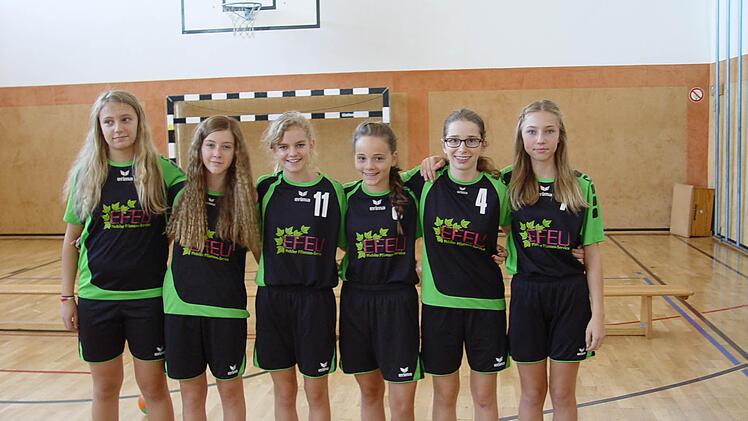 Das Helferteam Jana Gebhardt, Jasmin Müller, Anna Reith, Adriana Heil, Selina Vogler und Jenny Raab. Foto: Brigitta Kempe-Wolf