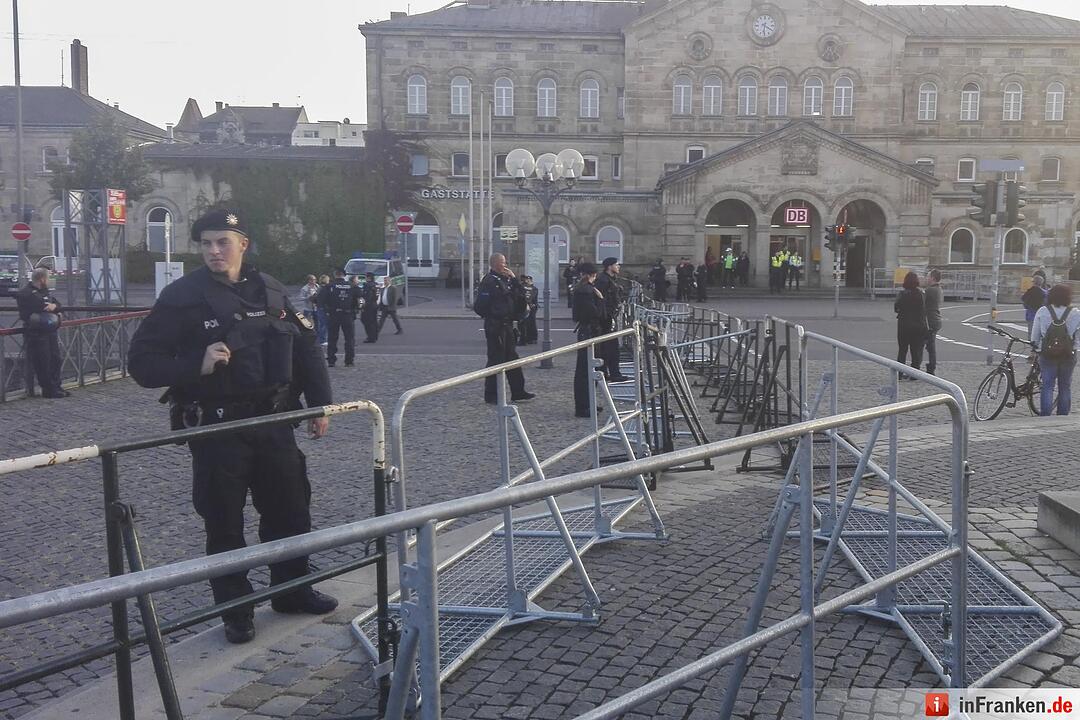 Demonstration in Fürth - Pegida trifft auf Gegenkundgebung
