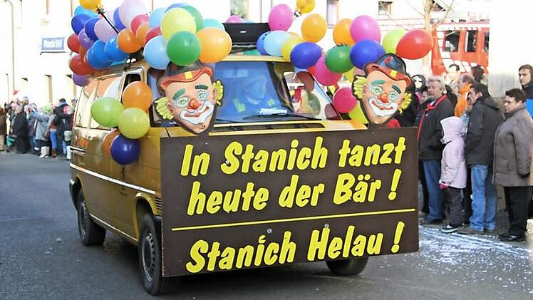 Sieht der Fahrer noch etwas? Auch beim Umzug darf das Sichtfeld nicht eingeschränkt sein. Foto: Sonja Adam