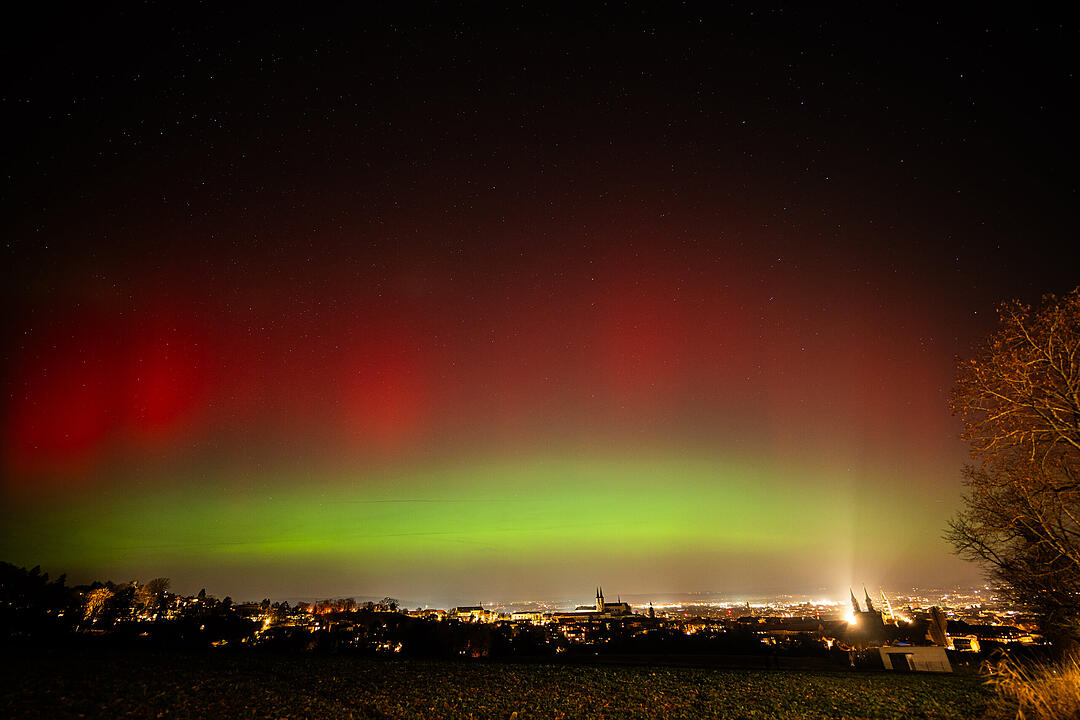 Wenn der Himmel gl&uuml;ht - Polarlicht-Spektakel am Himmel &uuml;ber Bamberg