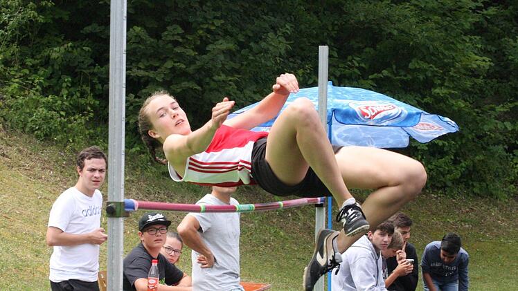 Jael Hirschbrunn vom TSV Münnerstadt war in Ramsthal eine der besten Sportlerinnen. Sie steigerte sich unter anderem im Hochsprung auf starke 1,50 Meter.