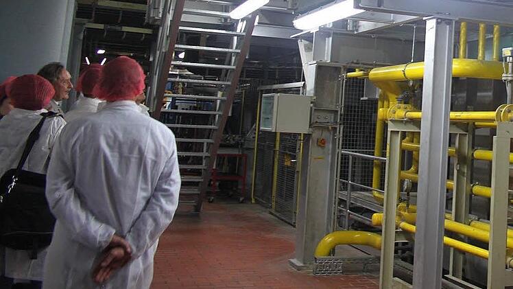 Offizielle Inbetriebnahme der neuen Anlage bei Gerresheimer in Tettau mit den Gästen  Foto: Veronika Schadeck