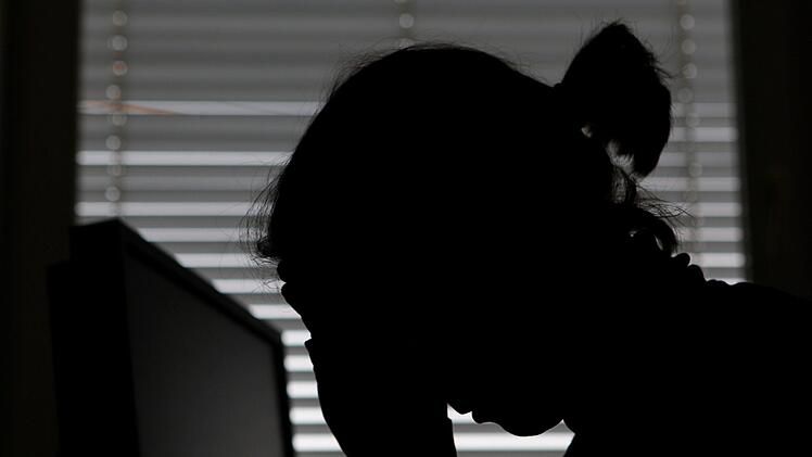Wenn man denkt, dass nichts mehr geht, können  Psychologen helfen. Foto: Marijan Murat/dpa