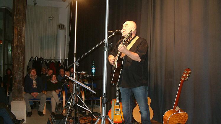 Wolfgang Buck bei seinem Auftritt in Kronach. Foto: Hans Franz