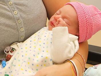 Leyla Marlen ist das erste Babys dieses Jahres im Bamberger Klinikum. Foto: RiegerPress