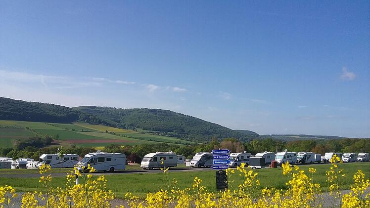 Der Wohnmobilstellplatz am Forellenhof Diebach.