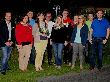 Die neu gewählte Vorstandschaft der Jungen Union mit (von links) JU-Kreisvorsitzendem Fabian Weber, Roxana Derra, Steffen Pirzer, 1. Vorsitzende Cynthia Derra, Nikolaus Kuchenmeister, Christine Kuchenmeister, Tobias Fößel,Theresa Dürrbeck, Julia Baum, Henrik Büttcher und JU-Kreisgeschäftsführer Sebastian Sahlender. Foto: Günther Geiling