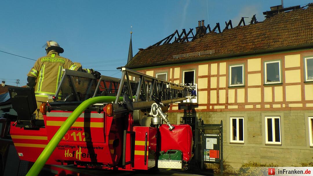 Gemeindehaus in Altenmuenster Ortskern niedergebrannt