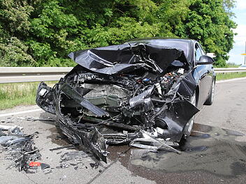 Fünf Verletzte bei Unfall in Erlbach