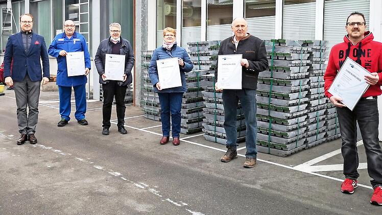 Klaus Eichhorn, Norbert Heller, Bernd Schmitt, Agnes Hümmer, Gerhard Hauck und Peter Schweiniger  Foto: pr