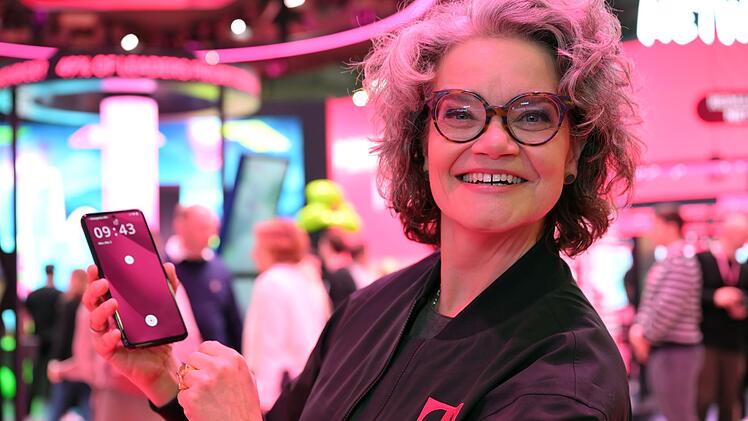 Telekom bringt KI-Phone heraus - Konkurrenz geht andere Wege