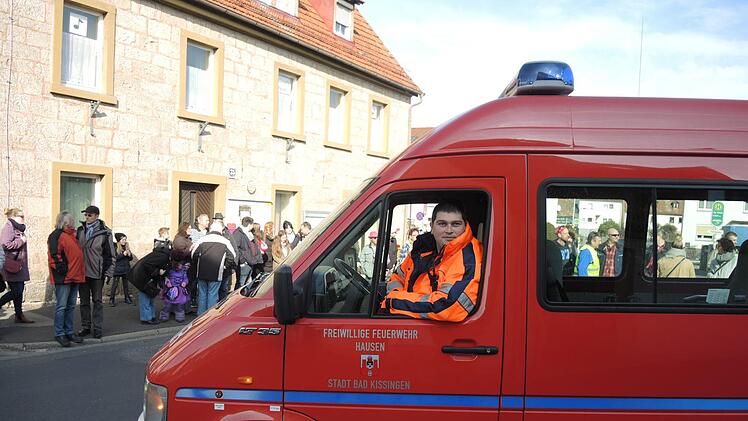 Faschingsumzug in Hausen. Bernd Czelustek